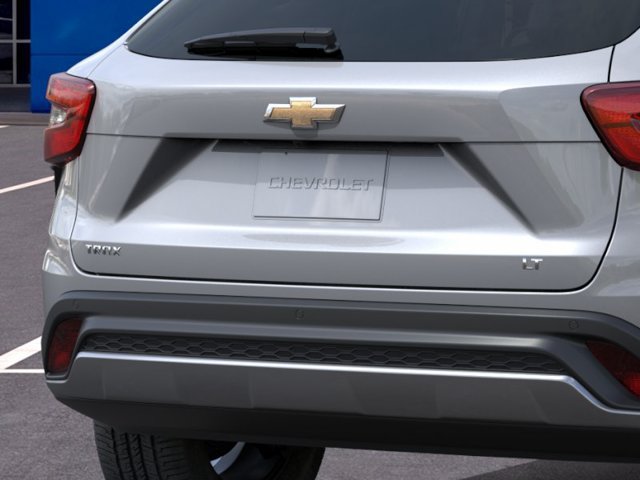 New 2026 Chevrolet Trax LT w/ Driver Confidence Package FWD image 14