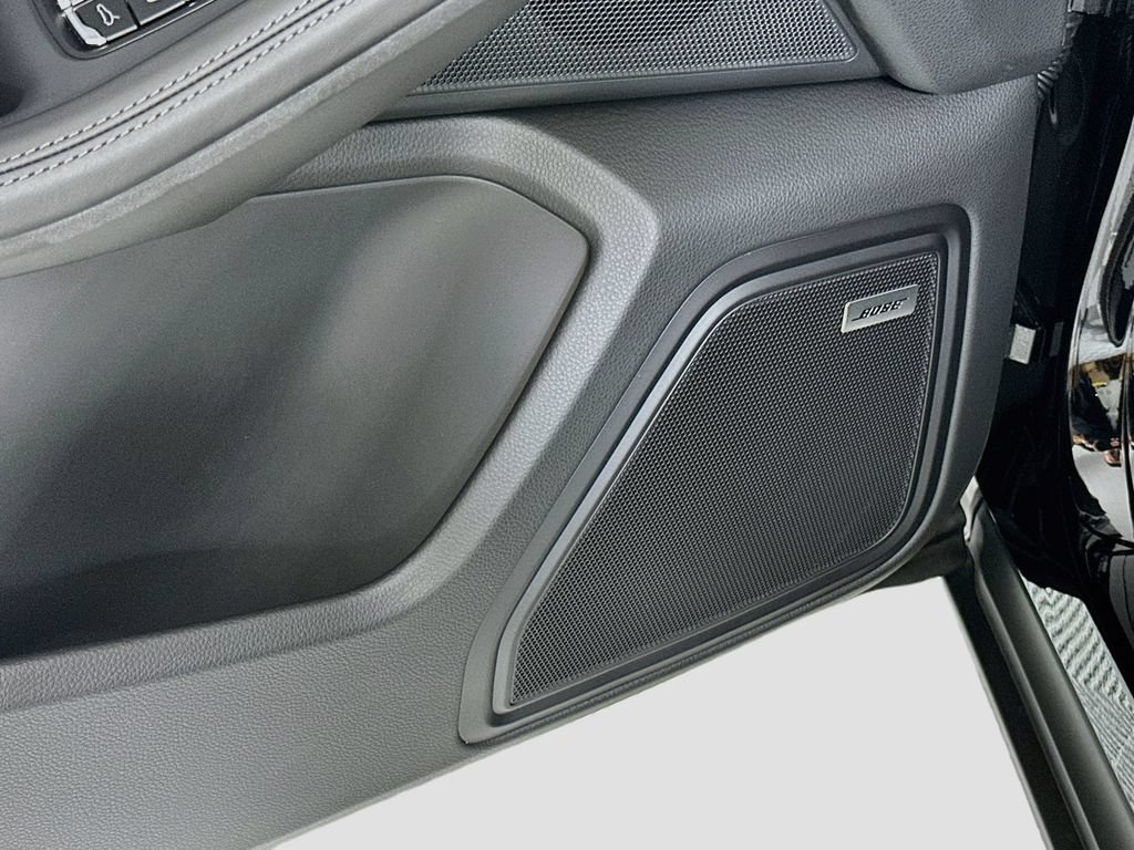 New 2026 Porsche Macan AWD/4WD image 21