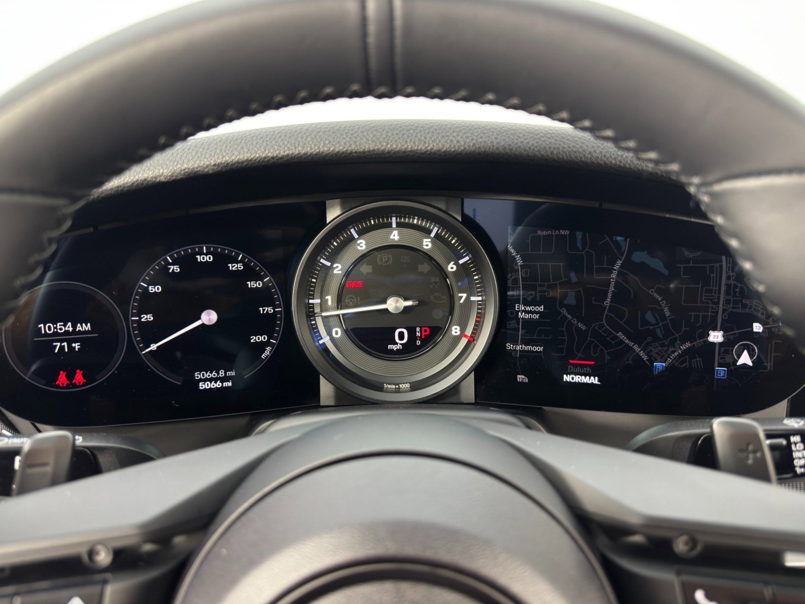 Used 2024 Porsche 911 Carrera image 18