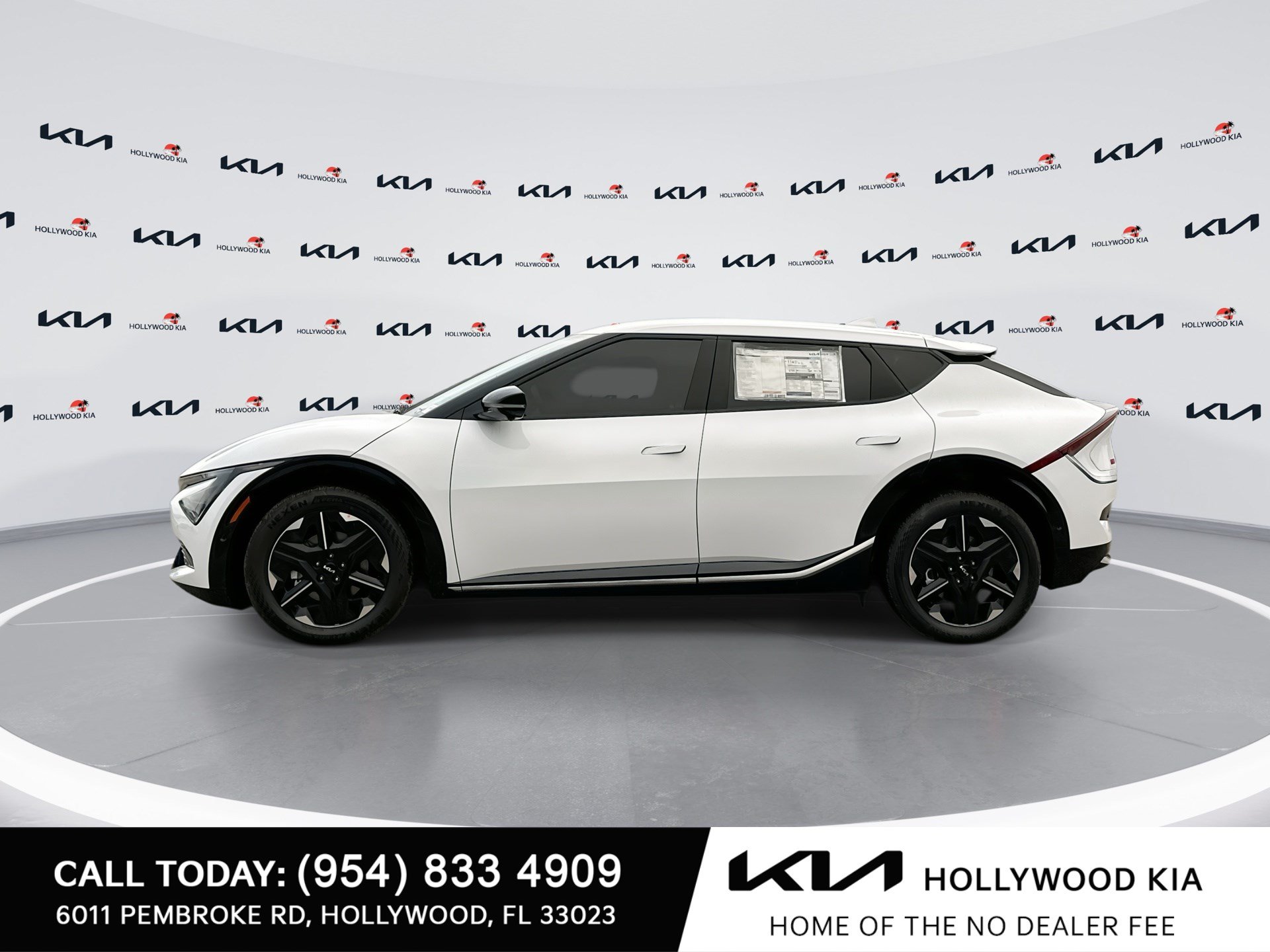 New 2025 Kia EV6 Wind RWD image 5