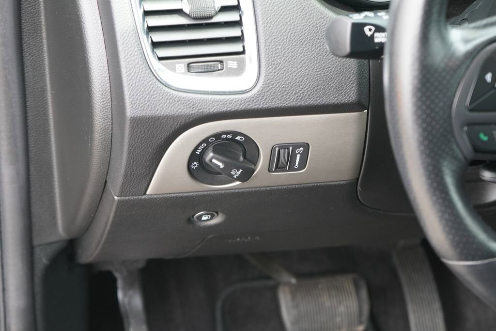 Used 2018 Dodge Durango SXT w/ Quick Order Package 2BB AWD/4WD image 17