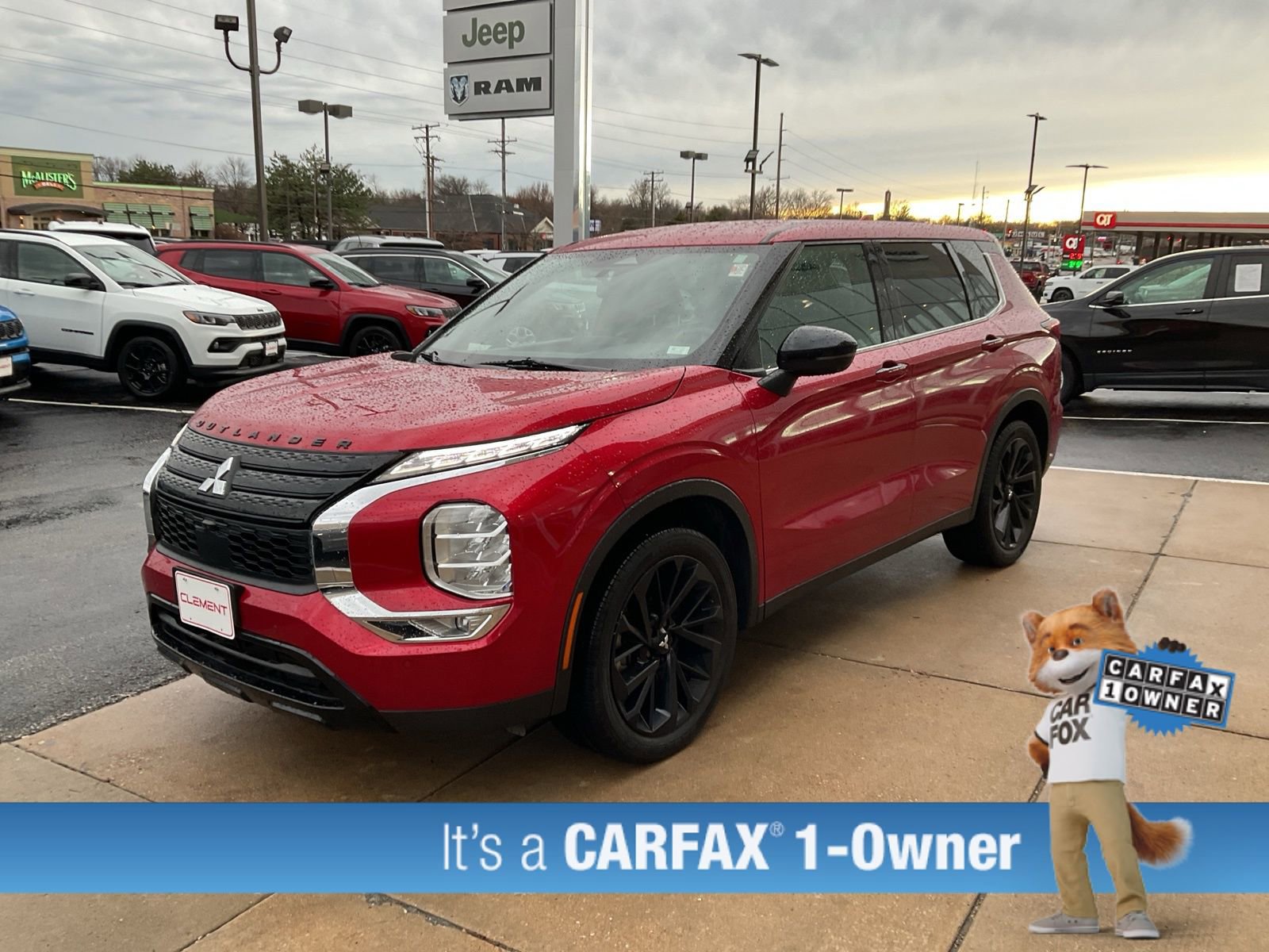 Used 2023 Mitsubishi Outlander SE