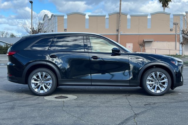 New 2026 MAZDA CX-90 3.3 Turbo w/ Preferred Package AWD/4WD image 3