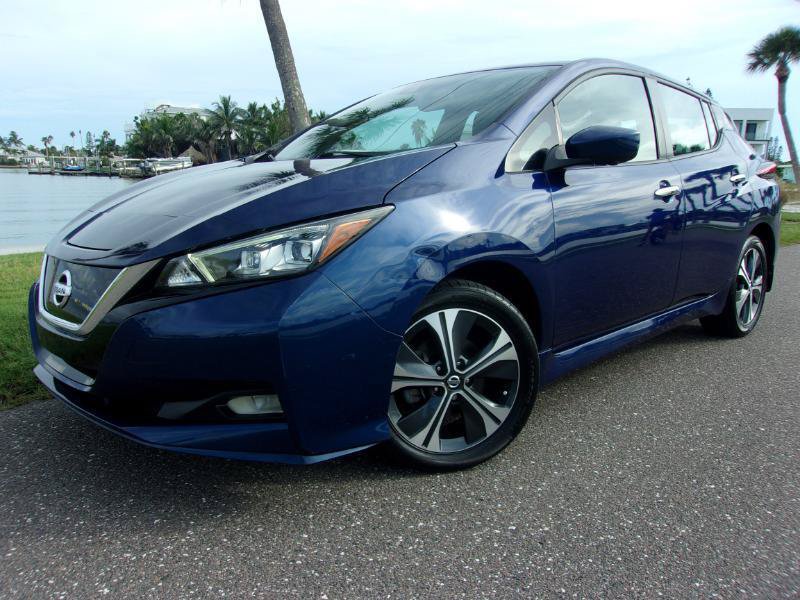 Used 2021 Nissan Leaf SV Plus w/ SV Plus Technology Package FWD image 2