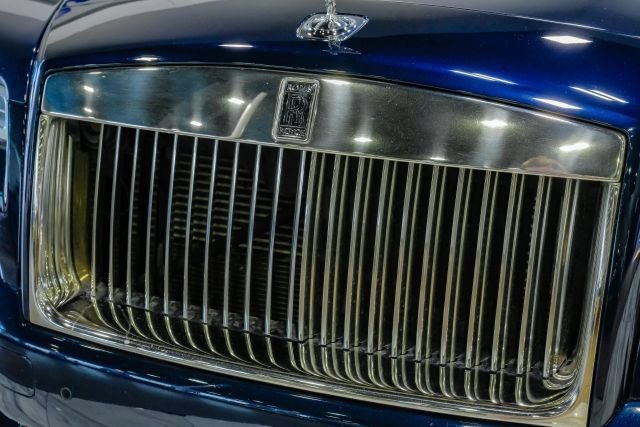 Used 2017 Rolls-Royce Wraith RWD image 71