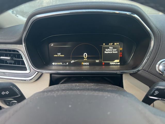 Used 2019 Lincoln Continental Select w/ Continental Climate Package image 9