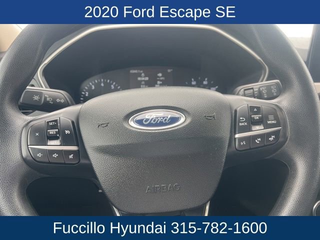 Used 2020 Ford Escape SE image 19