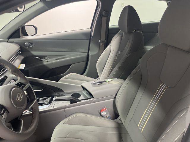 New 2026 Hyundai Elantra Sport image 8
