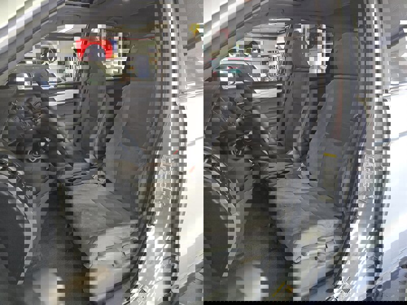 Used 2010 Honda CR-V EX image 9