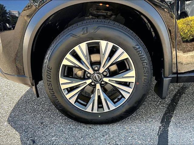 Certified 2023 Nissan Rogue SV AWD/4WD image 7