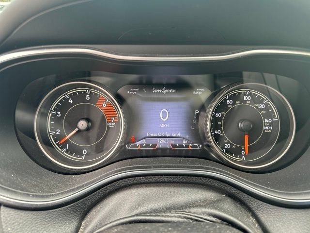 Used 2019 Jeep Cherokee Overland w/ Technology Group AWD/4WD image 12