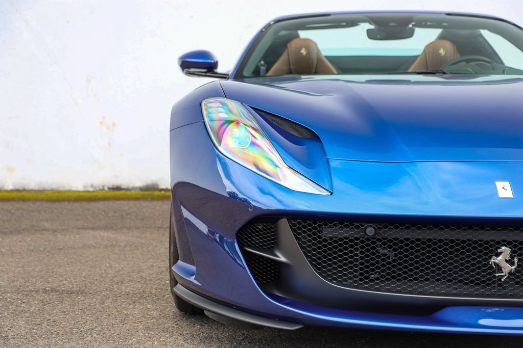 Used 2021 Ferrari 812 GTS RWD image 28