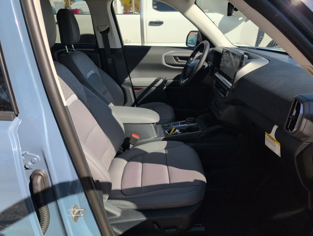 New 2025 Ford Bronco Sport Badlands image 14