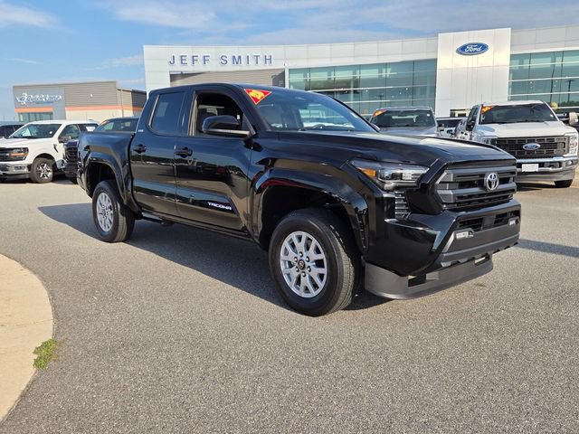Used 2025 Toyota Tacoma SR5 RWD image 1