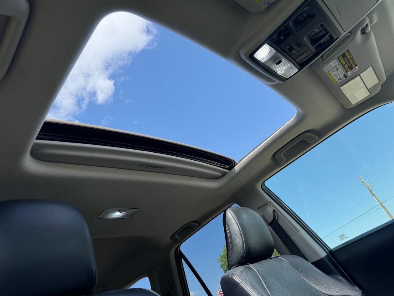 Used 2010 Toyota 4Runner Limited AWD/4WD image 11