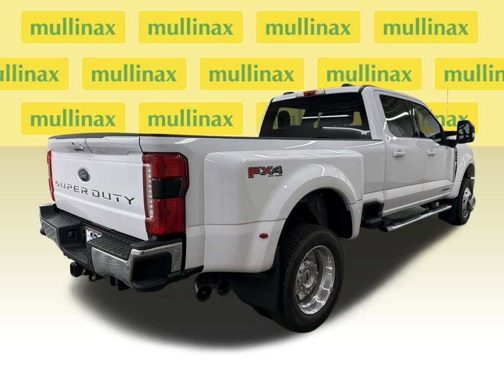 New 2026 Ford F450 XLT w/ XLT Premium Package image 3