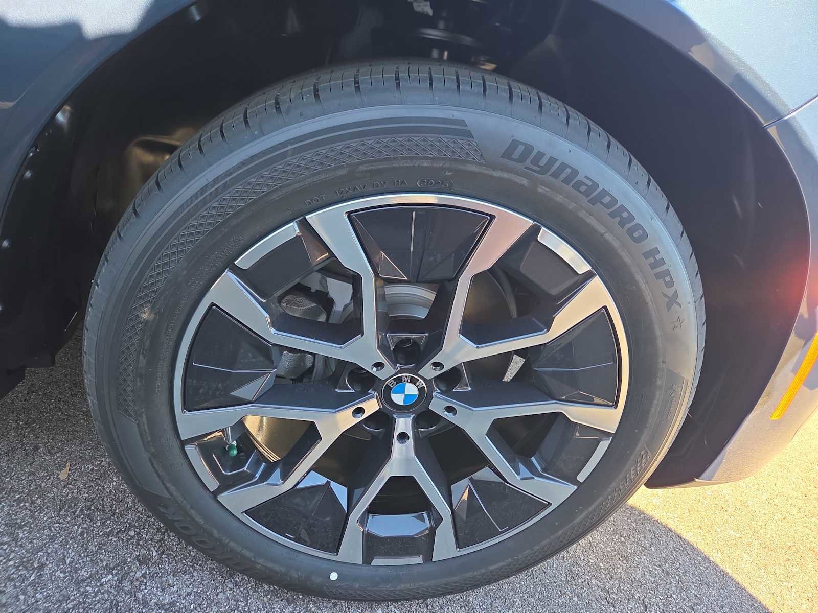 New 2026 BMW X3 xDrive30 w/ Premium Package image 2