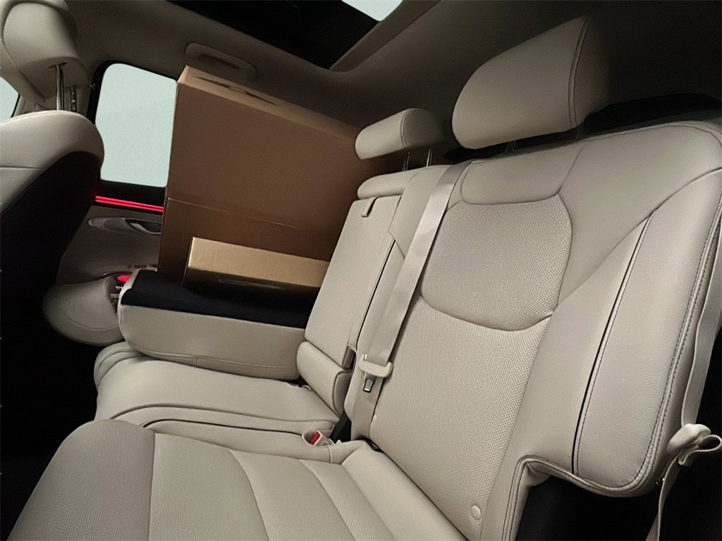 New 2026 Genesis GV70 2.5T Advanced image 13