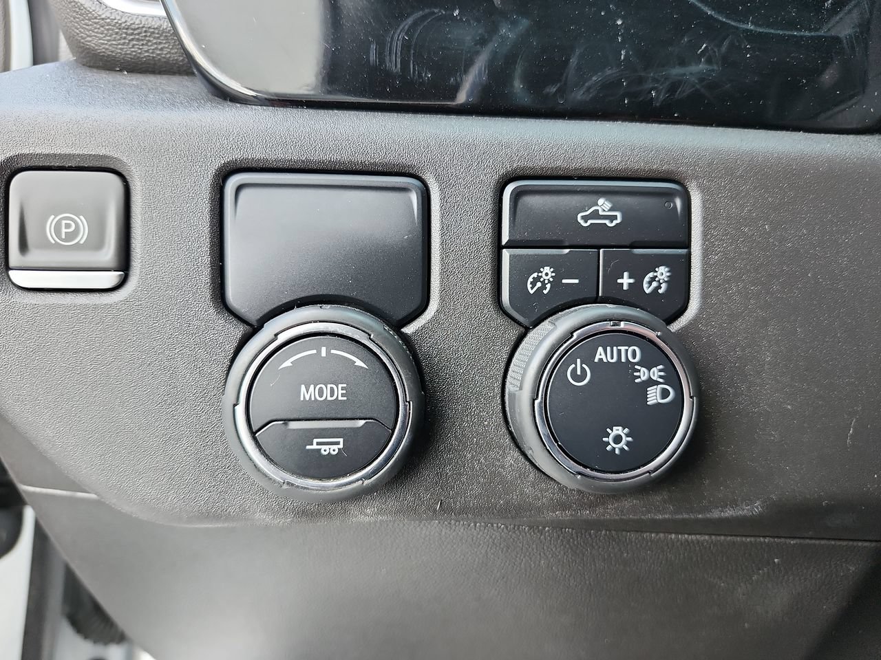 Used 2022 Chevrolet Silverado 1500 LT RWD image 26