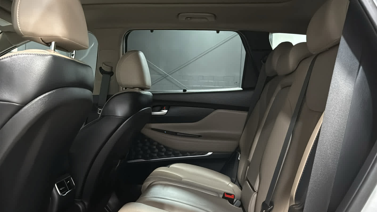 Used 2023 Hyundai Santa Fe SEL Premium w/ Cargo Package AWD/4WD image 21