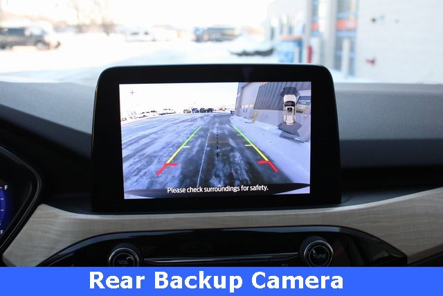 Used 2022 Ford Escape Titanium w/ Titanium Elite Package image 4