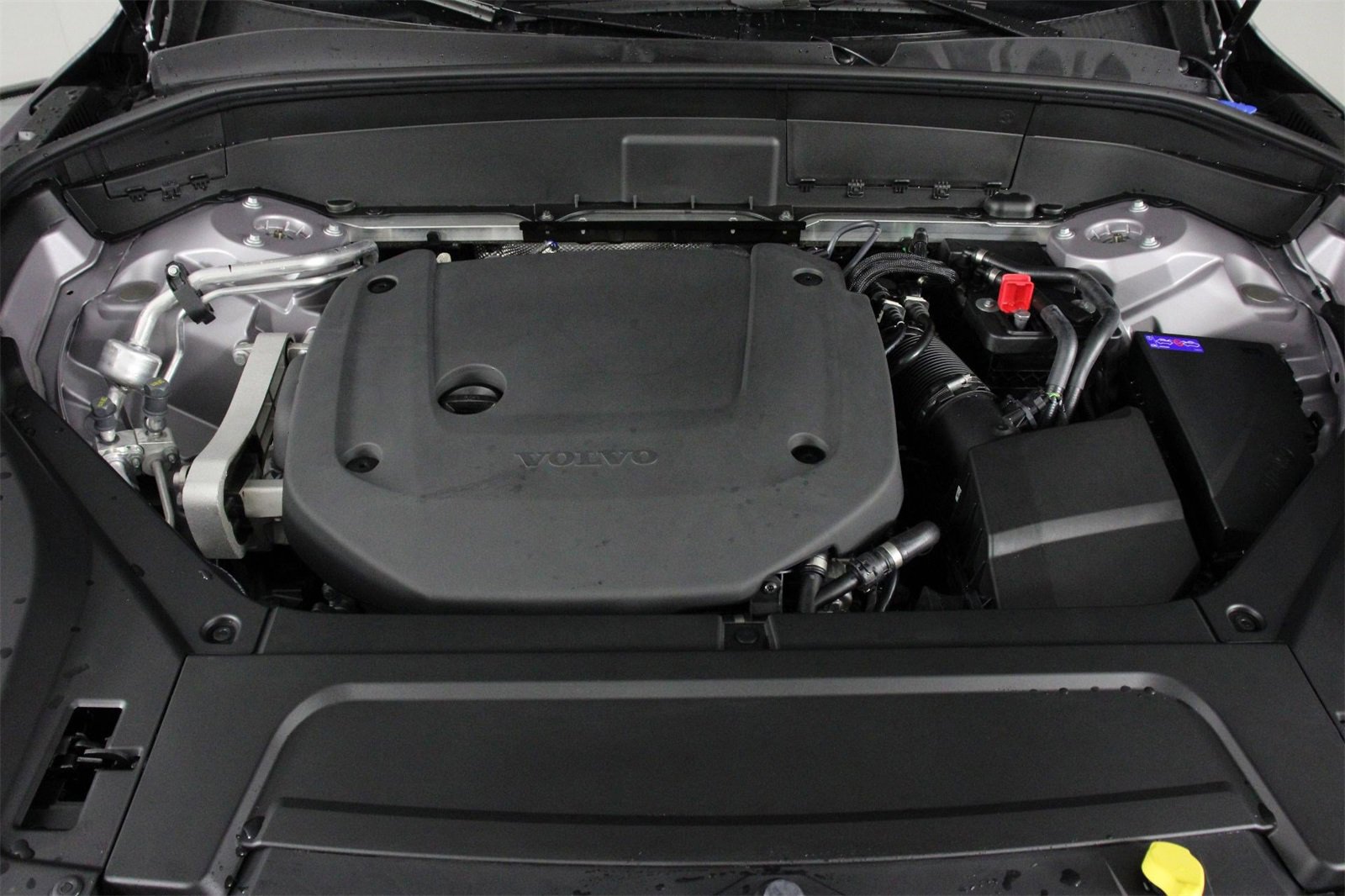 New 2026 Volvo XC90 B6 Plus w/ Protection Package Premier image 12