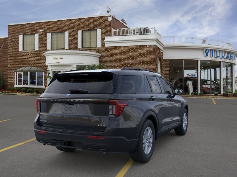 New 2026 Ford Explorer Active AWD/4WD image 8