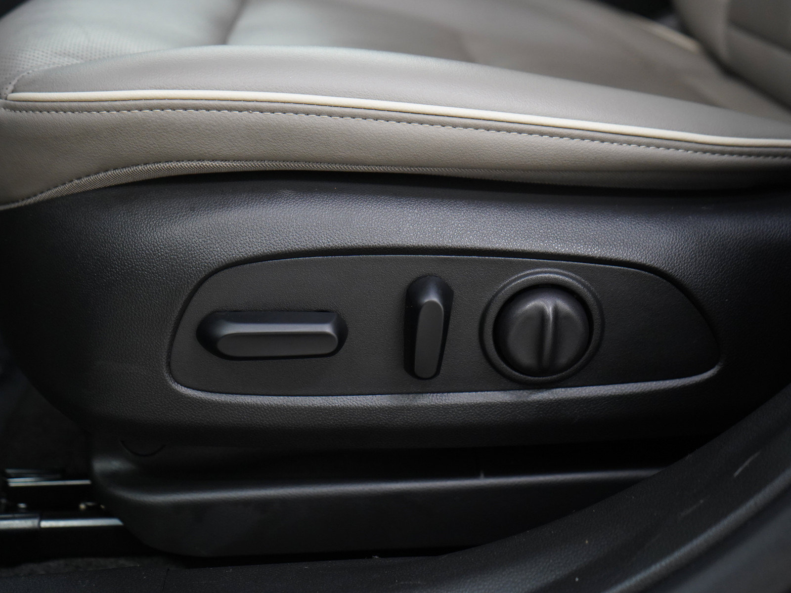 Used 2024 Buick Envista Avenir FWD image 28