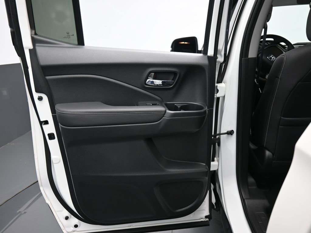 Certified 2023 Honda Ridgeline RTL image 35