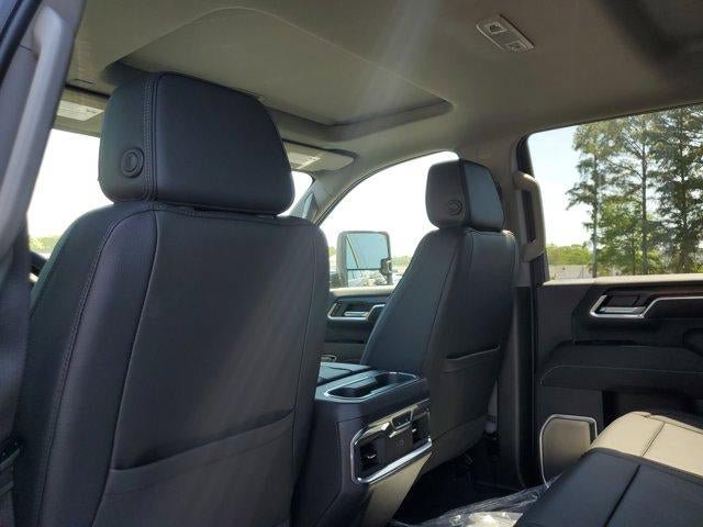 New 2026 GMC Sierra 2500 Denali w/ Denali Reserve Package AWD/4WD image 9