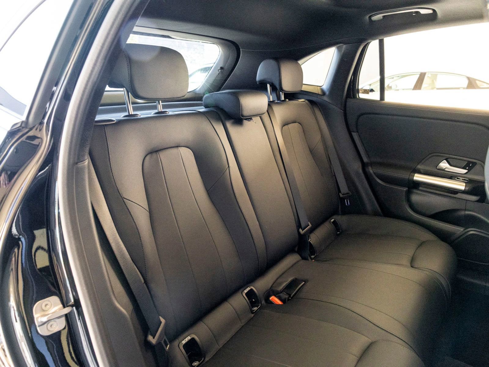 Used 2025 Mercedes-Benz GLA 250 image 25