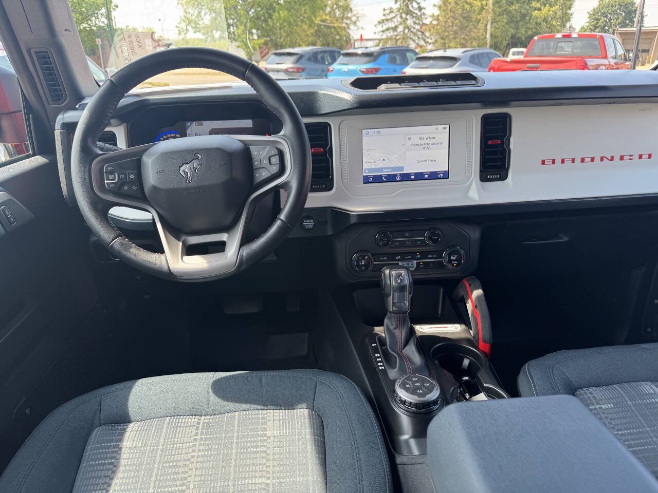 Used 2023 Ford Bronco Heritage Edition AWD/4WD image 9