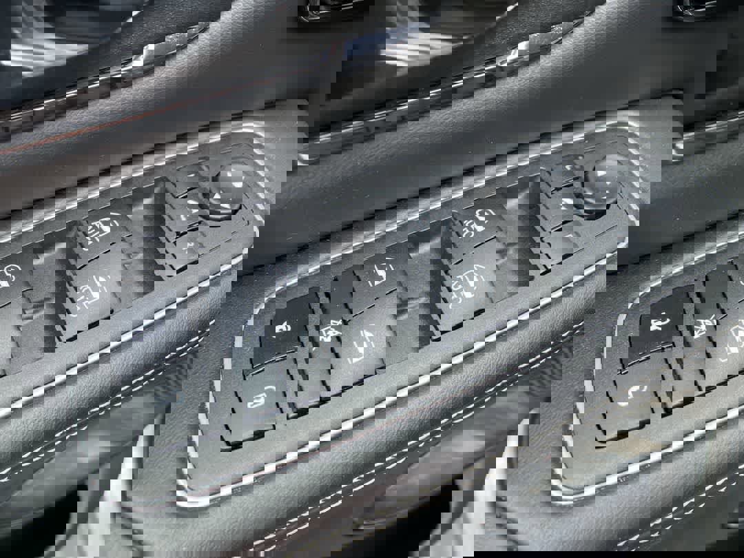 Used 2023 RAM 1500 Limited image 13