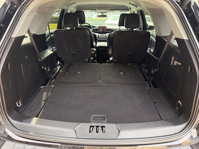 Used 2023 Ford Explorer XLT w/ Equipment Group 202A image 21