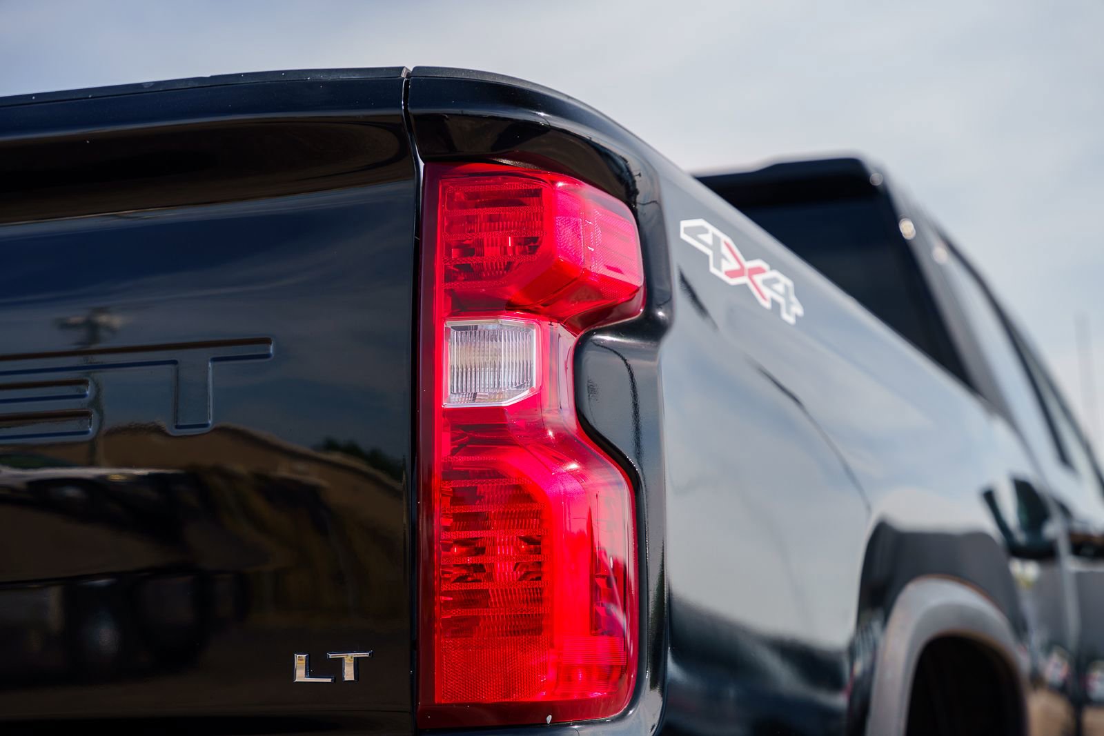 Used 2023 Chevrolet Silverado 2500 LT w/ Gooseneck/5TH Wheel Package image 21