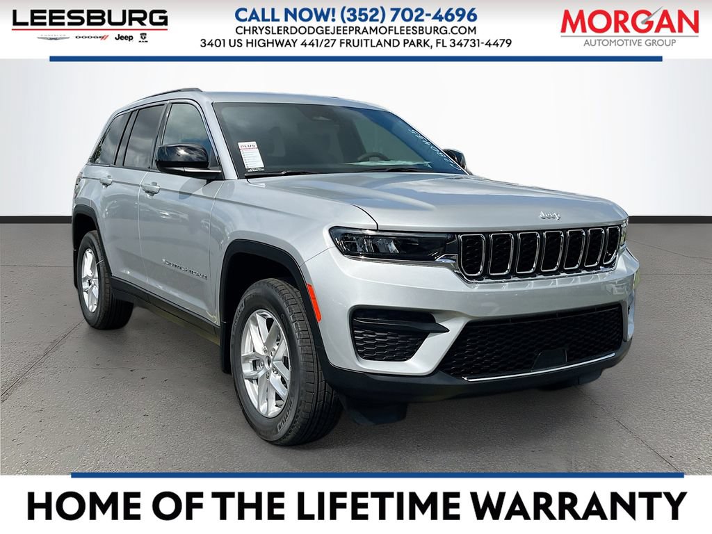 New 2026 Jeep Grand Cherokee Laredo AWD/4WD image 1