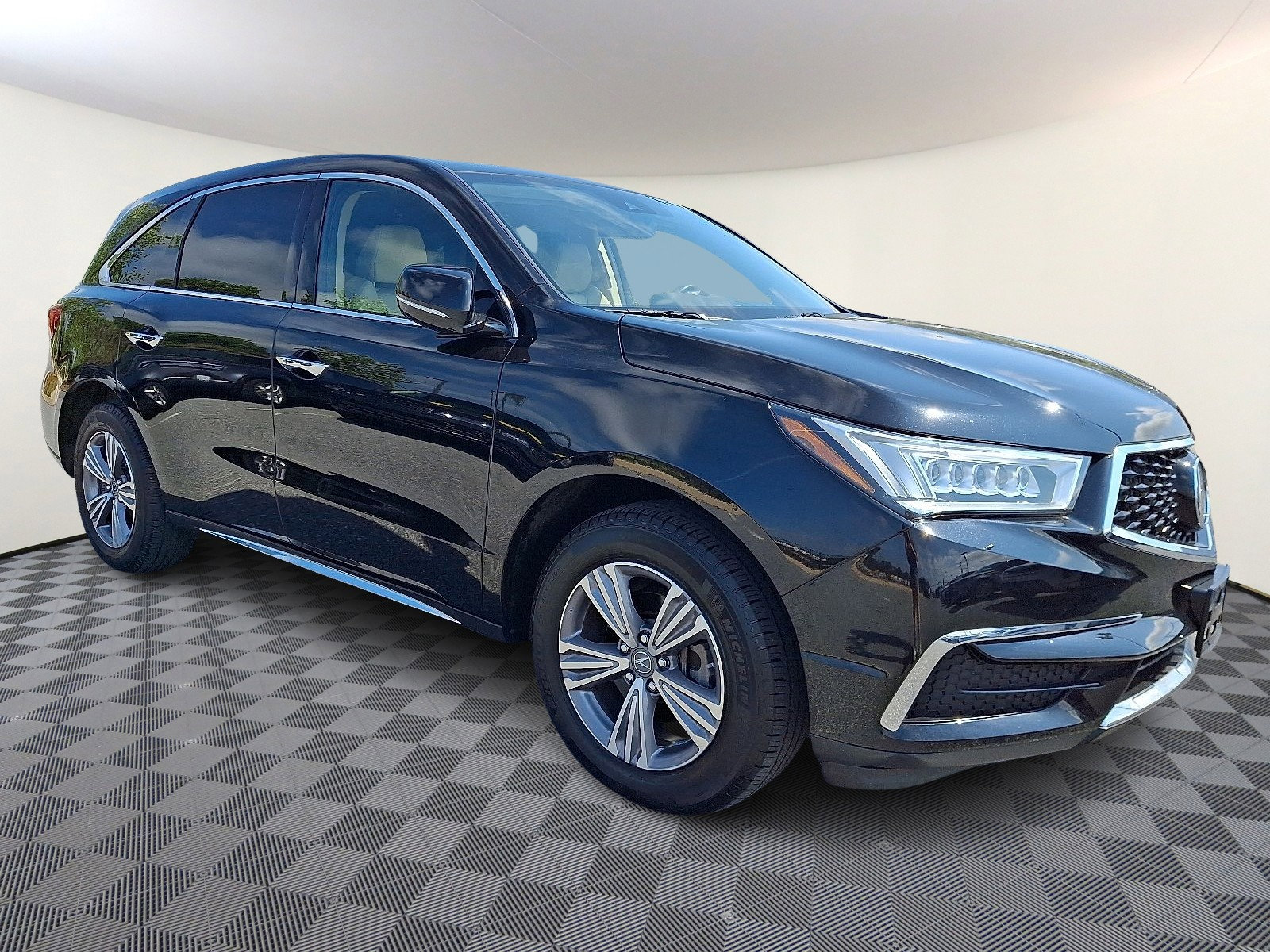 Used 2020 Acura MDX SH-AWD image 3
