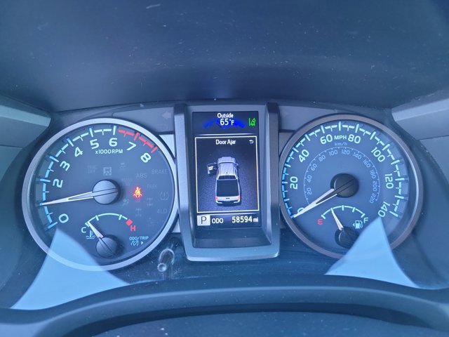 Used 2023 Toyota Tacoma TRD Off-Road image 25