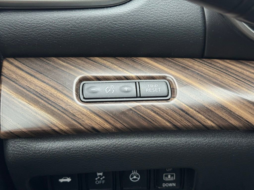 Used 2018 Nissan Maxima Platinum image 31