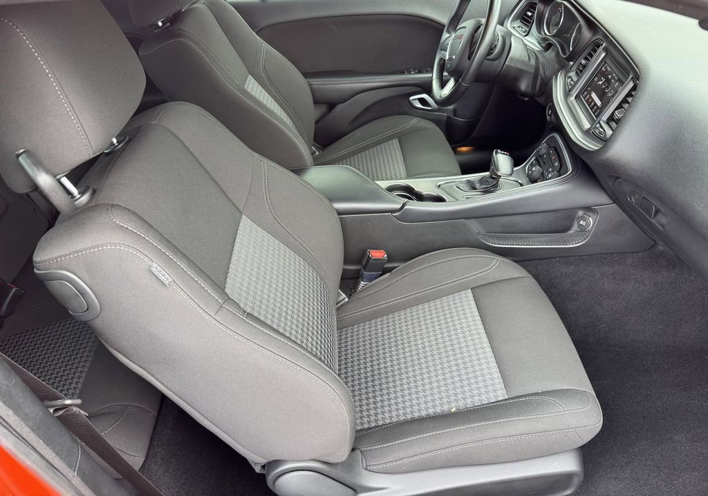Used 2021 Dodge Challenger SXT image 26