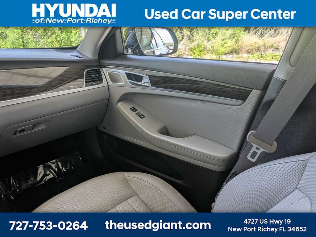 Used 2018 Genesis G80 3.8 w/ Option Group 02 RWD image 18
