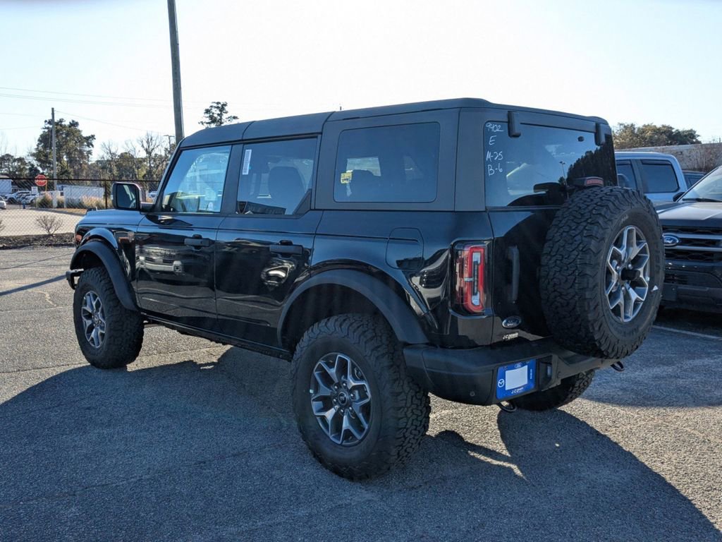 New 2025 Ford Bronco Badlands image 6