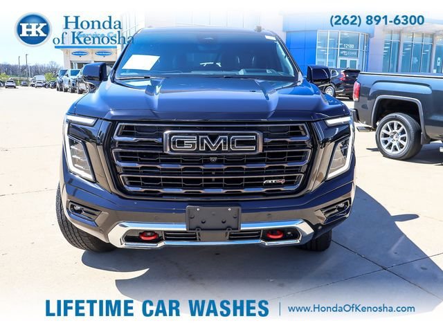 Used 2025 GMC Yukon AT4 Ultimate w/ LPO, Floor Liner Package AWD/4WD image 8