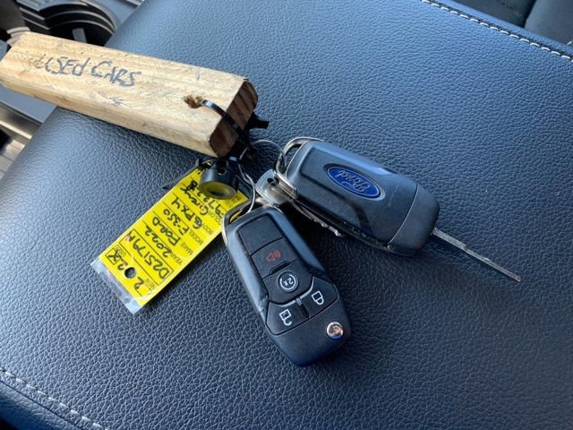 Used 2022 Ford F350 Lariat w/ Chrome Package image 41