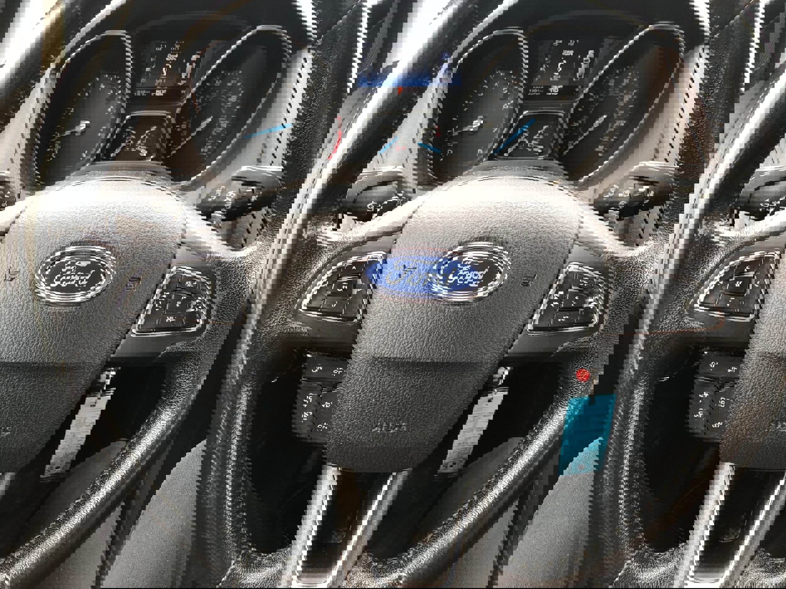 Used 2016 Ford Focus SE w/ SE Sport Package image 12