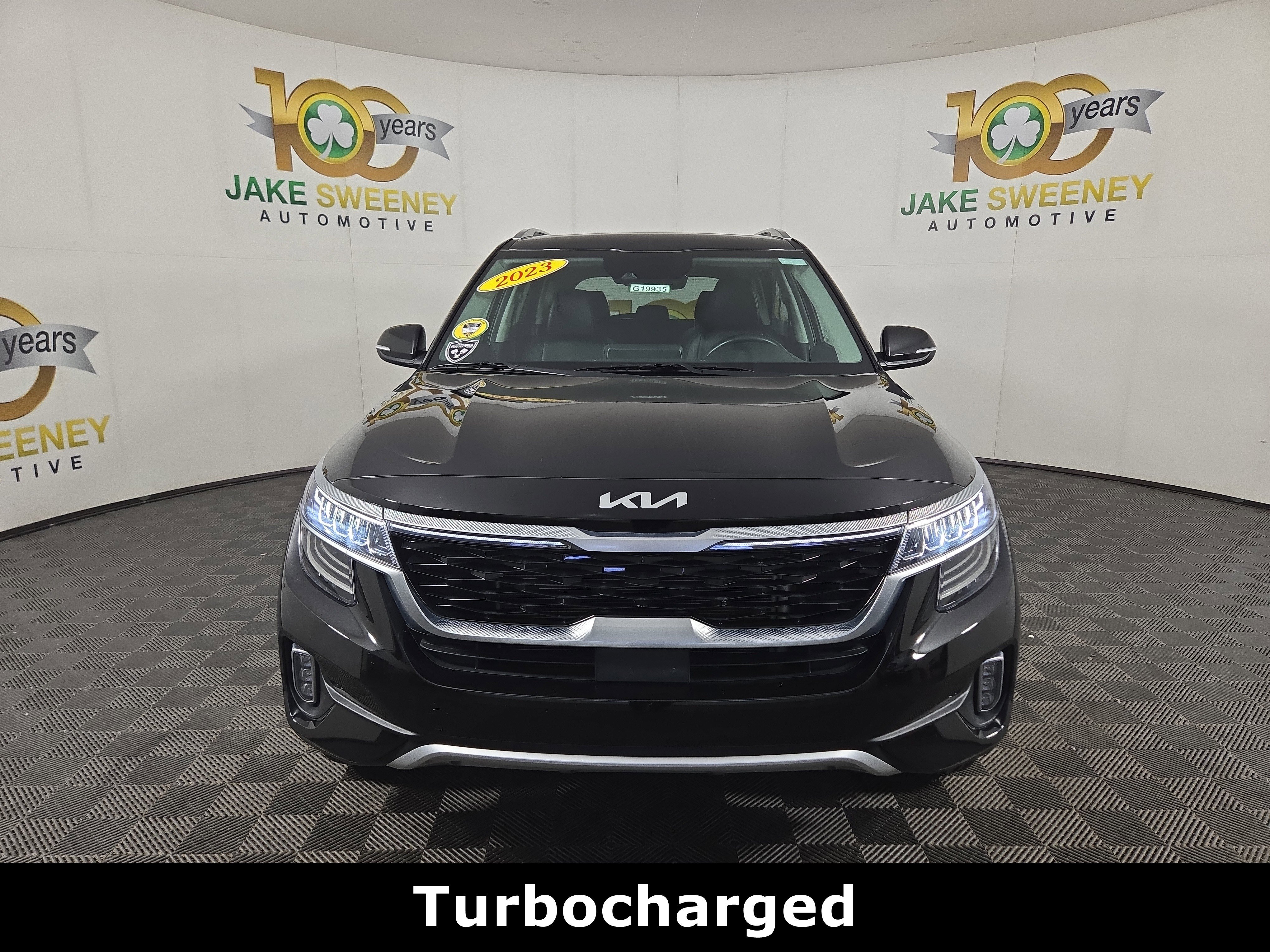 Used 2023 Kia Seltos SX w/ SX Sunroof Package image 2