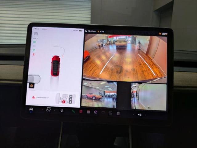 Used 2021 Tesla Model Y Long Range image 16