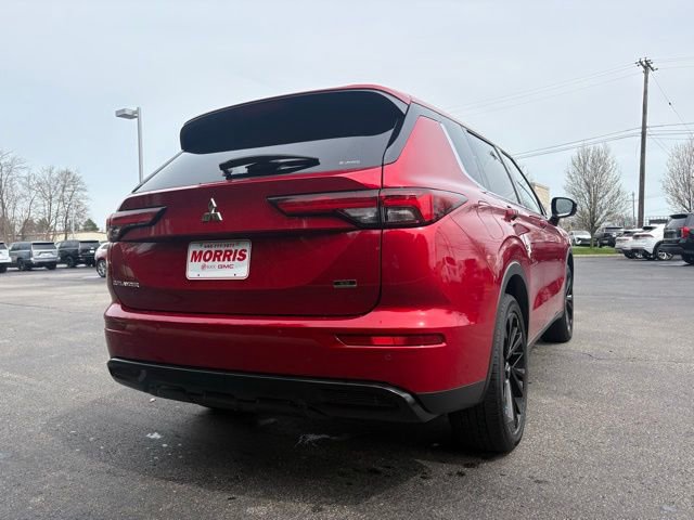 Used 2024 Mitsubishi Outlander AWD image 5