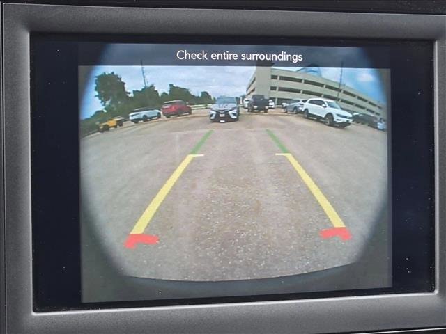 Used 2019 Chrysler Pacifica Touring-L FWD image 13