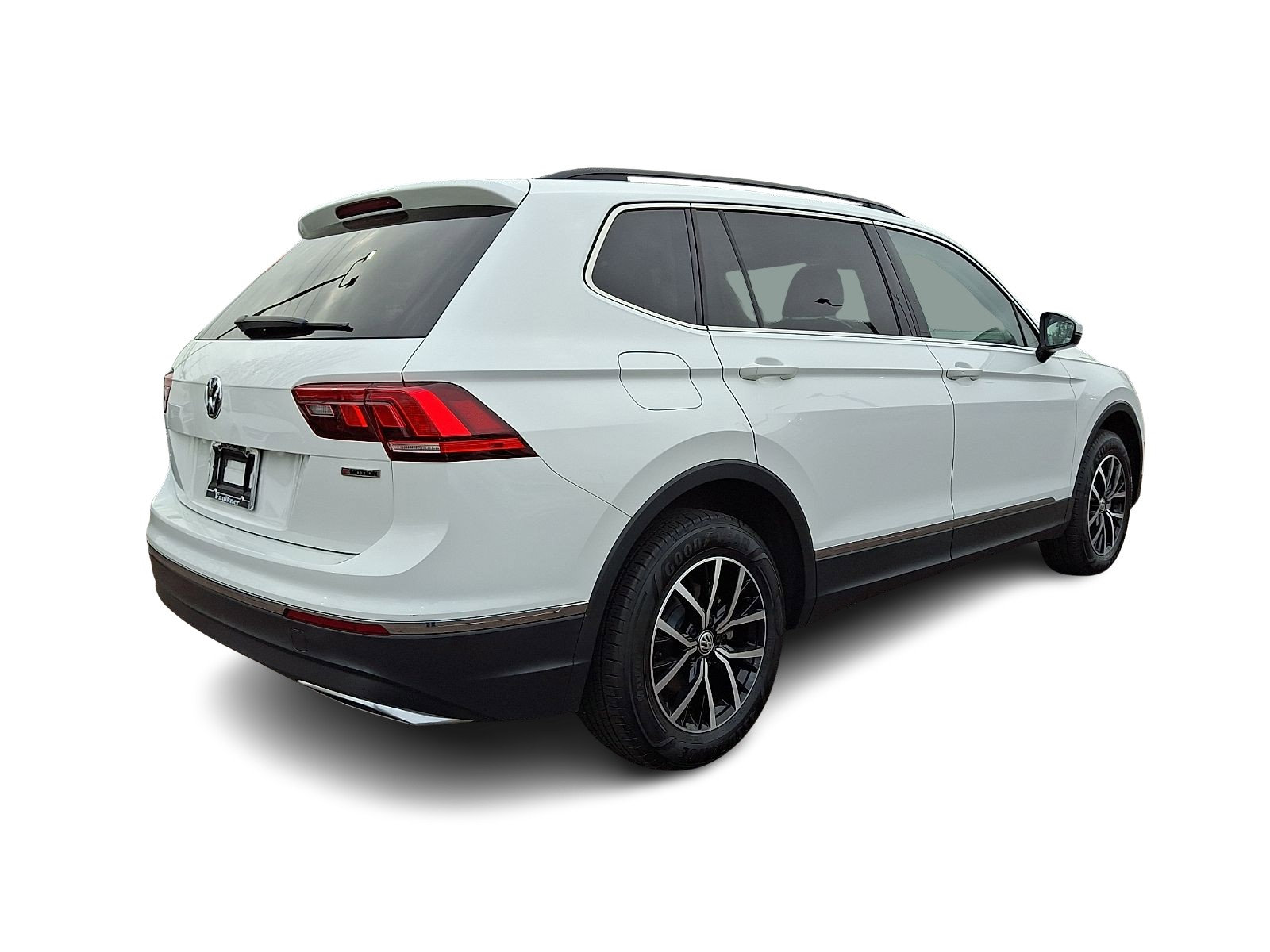 Used 2021 Volkswagen Tiguan SE w/ Panoramic Sunroof Package image 6